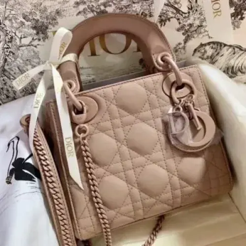 Customer review by Lily